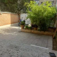 رهن و اجاره واحد۱۰۰متری حیاط دار*متروسبلان/ارامنه