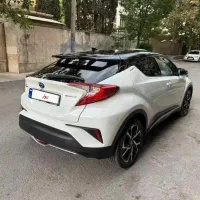 تویوتا اchr 2018 هیبرید فول سقف مشکی