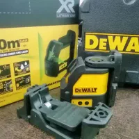 تراز لیزری دیوالت XJ لنز دوبل سبز مستر اصل