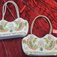 کیف مهره ای دست دوز