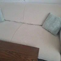 مبل راحتی ۵ نفره همراه با میز
