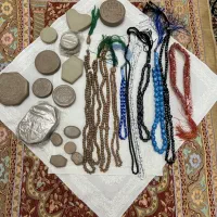 مهر و تسبیح و جا نماز