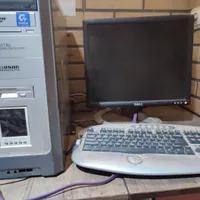 کامپیوتر دست دوم