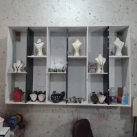 ویترین ۱ متری  و قفسه ام دی اف  جا دار درجه ۱