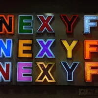 تابلو چلنیوم.نئون.لایت باکس.ال ای دیLed.نورپردازی