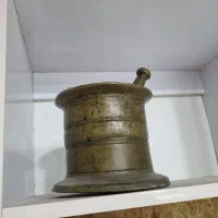 هاونگ صد ساله ساخت روسیه شوروی سابق|کلکسیون اشیاء عتیقه|آبادان, |دیوار