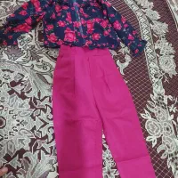 دو دست لباس دخترانه شیک و ۱ ست لباس پسرانه سویشرت