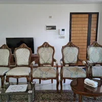 یه دست مبل سلطنتی