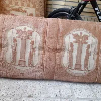 پشتی خیلی تمیز