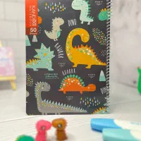 نیروی کار خانم و جهت کار در کارگاه صحافی