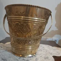 سطل برنجی دست ساز