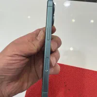 Iphone 16|موبایل|پرند, فاز ۲|دیوار