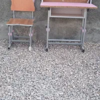 میز تحریر و صندلی