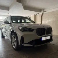 Bmw ix1 صفر