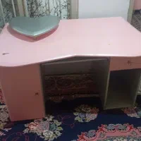 تخت نوجوان و میزکامپیوتر و کتابخانه ام دی اف