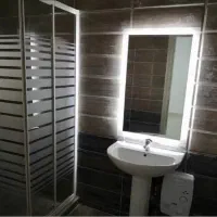 شیشه و آینه آذین