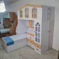 فروشنده خانم