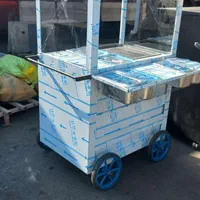 فر‌ سیارفلافلی‌،سمبوسه‌،سرخکن‌سیار
