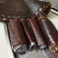 لواشک و ترشی و دلمه