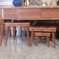 چهار عدد میز و گل میز نو