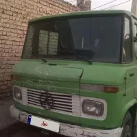 مینیبوس بنز مدل ۶۲