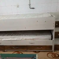 تخت دو طبقه .با تشک