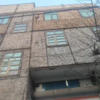 ساختمان-مسکونی-تجاری-در-خیابان-طالقانی
