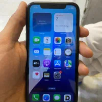 iPhone 11 128g ch