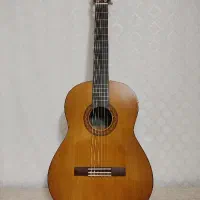 گیتار یاماها c40