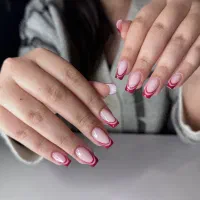 کاشت ناخن،لمینت ناخن و ژلیش|خدمات آرایشگری و زیبایی|اصفهان, گلزار|دیوار