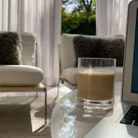 همخونه خانم