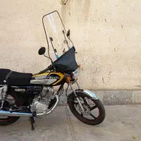 موتورسیکلت پرواز ۲۰۰ سی سی