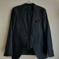 کت و شلوار مشکی درحد خیلی نو