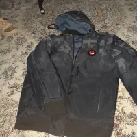 کاپشن|لباس|بندر انزلی, کوی واحدی|دیوار