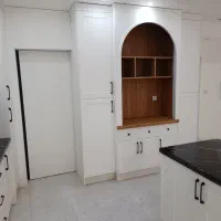 کابینت نئوکلاسیک با میز بار چوب (خانه)(سبز)|مصالح و تجهیزات ساختمان|قم, باجک دو|دیوار