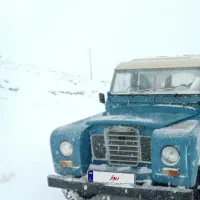 ماشین لندرور