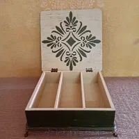 جعبه چوبی پتینه کاری تی بگ و زیورآلات|صنایع دستی و سایر لوازم تزئینی|اصفهان, لنبان|دیوار