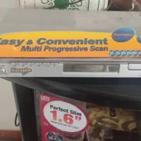 یک دستگاه دی وی دی