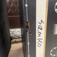 کاخن سامکو|درام و پرکاشن|تهران, نیروی هوایی (پیروزی)|دیوار