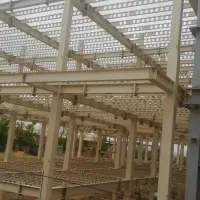 جوشکار و کارگر ساده