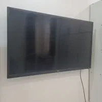 تلویزیون ۴۲ اینچ