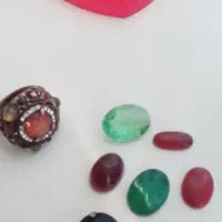 نگین انگشتر|کلکسیون اشیاء عتیقه|قم, نخودی|دیوار