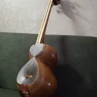 تار حرفه‌ای3تا کهنه و صداپخته مناسب اجرای نوازنده