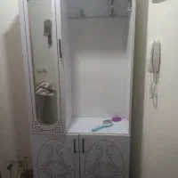 جاکفشی و کمد سیسمونی