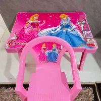میز تحریر و صندلی کودک