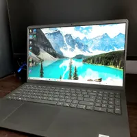 لپ تاپ قدرتمند Dell درحد نو