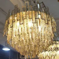 لوستر نو به همراه دو چراغ دیواری