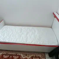 تخت نوجوان وتشک|تخت و سرویس خواب|اصفهان, سرچشمه|دیوار