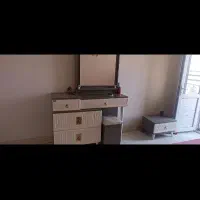 تخت خواب دونفره|تخت و سرویس خواب|میانه, |دیوار