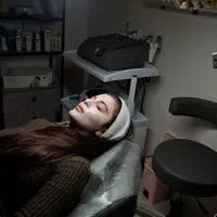 فیشیال پاکسازی جوانسازی پوست بانوان ،آقایان،کلینیک|خدمات آرایشگری و زیبایی|کرمانشاه, |دیوار